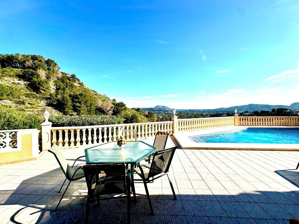 4 Bed Townhouse for sale in Javea Costa Blanca, Alicante, Spain