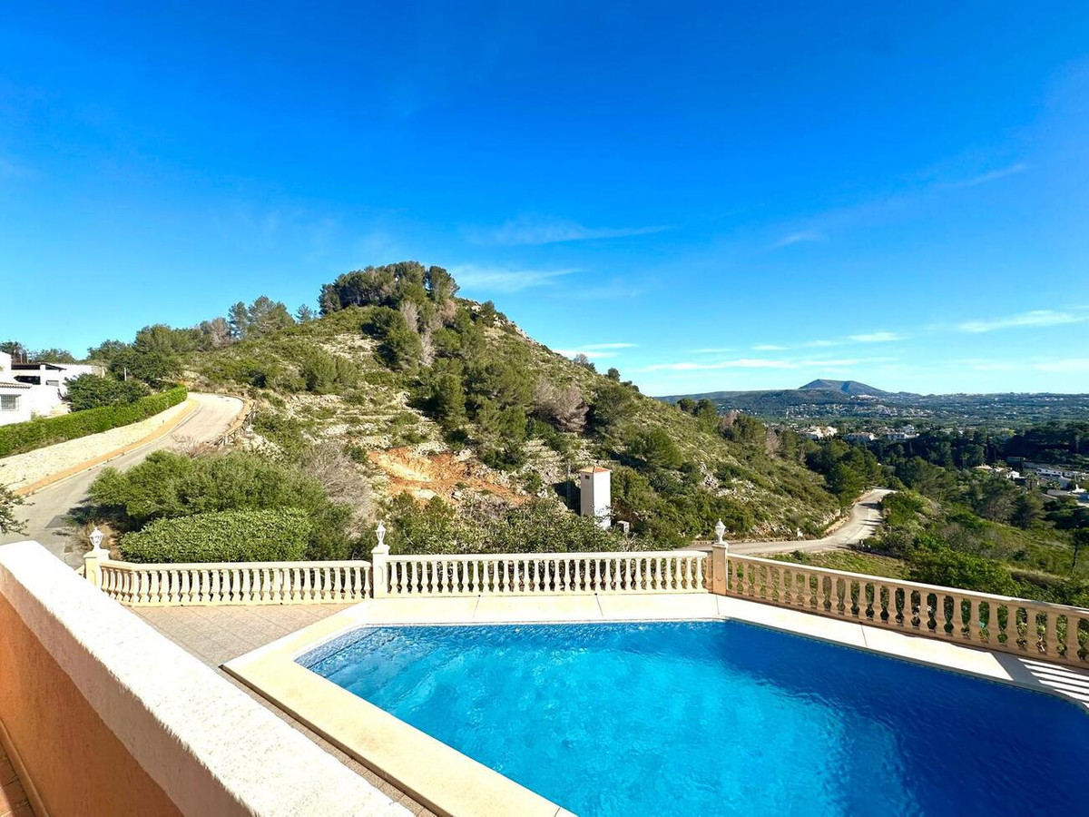 4 Bed Townhouse for sale in Javea Costa Blanca, Alicante, Spain