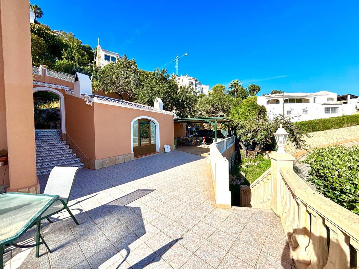4 Bed Townhouse for sale in Javea Costa Blanca, Alicante, Spain