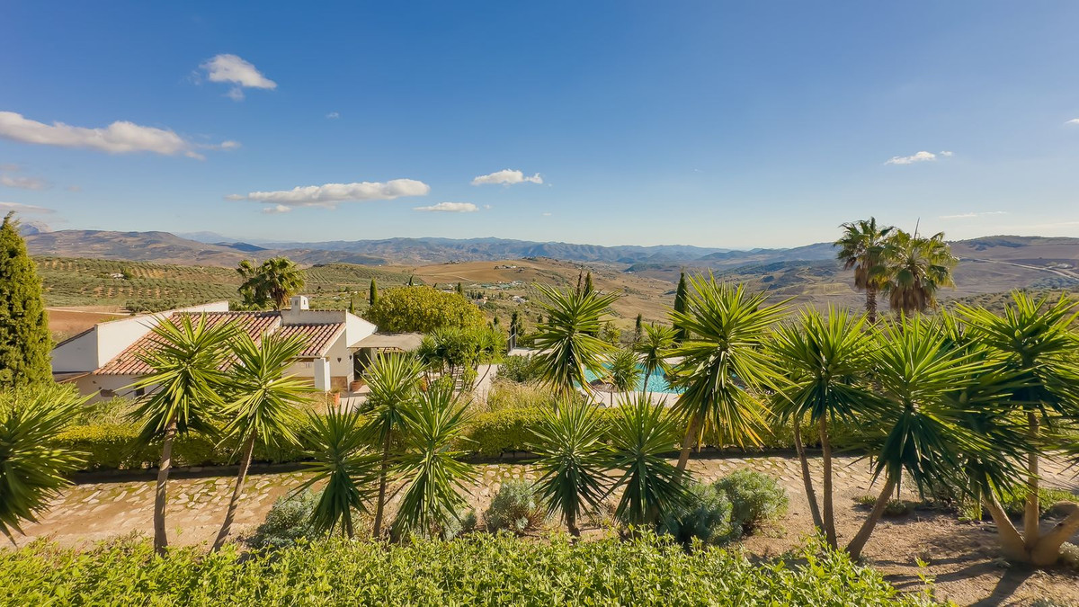 Se vende Finca - Cortijo de 13 dormitorios en Costa Del Sol, Málaga, España