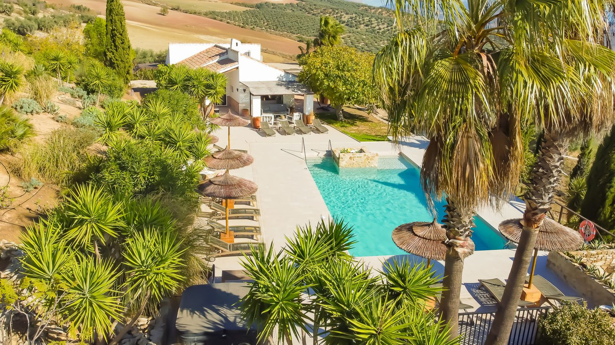 Se vende Finca - Cortijo de 13 dormitorios en Costa Del Sol, Málaga, España