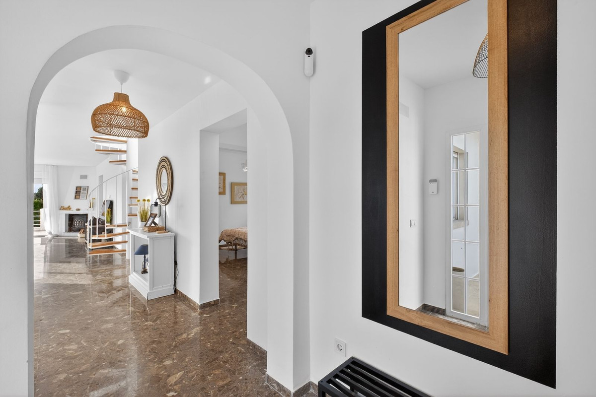 4 Bed Townhouse for sale in Elviria Costa Del Sol, Málaga, Spain
