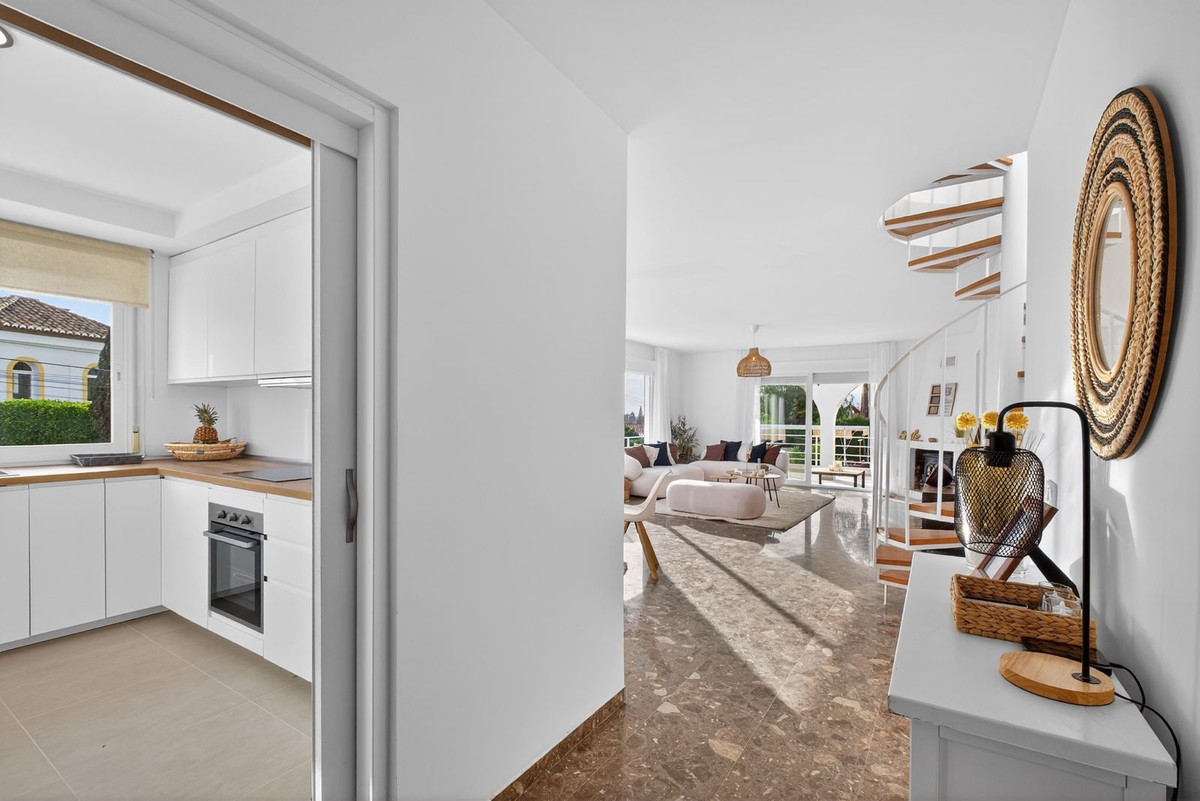 4 Bed Townhouse for sale in Elviria Costa Del Sol, Málaga, Spain