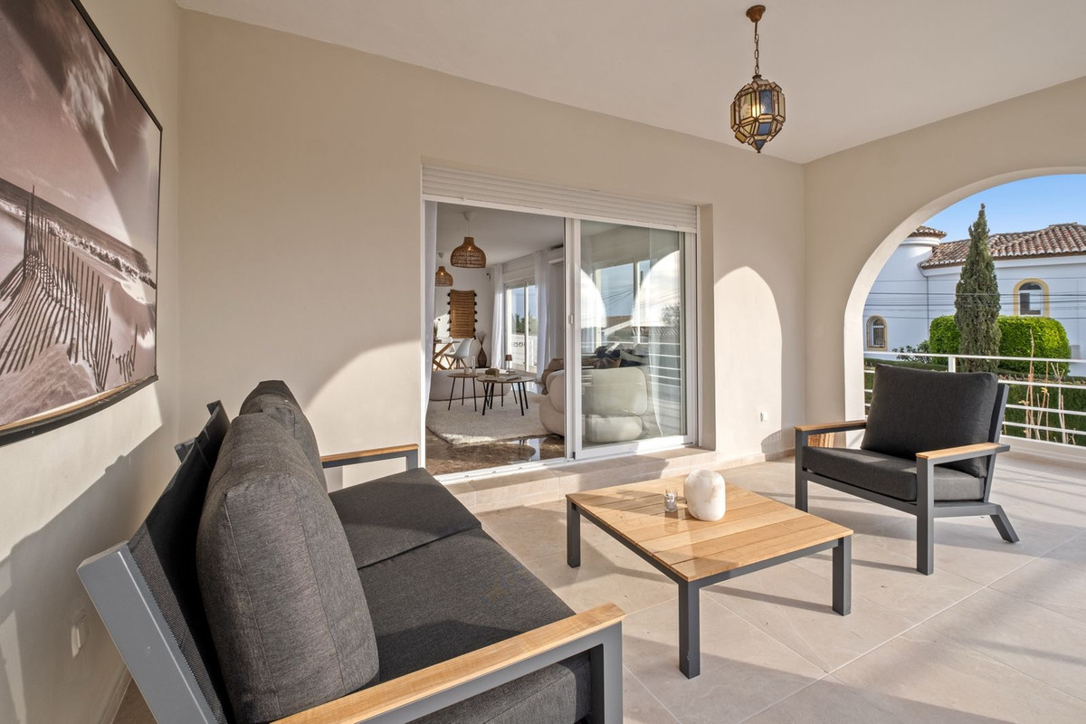 4 Bed Townhouse for sale in Elviria Costa Del Sol, Málaga, Spain