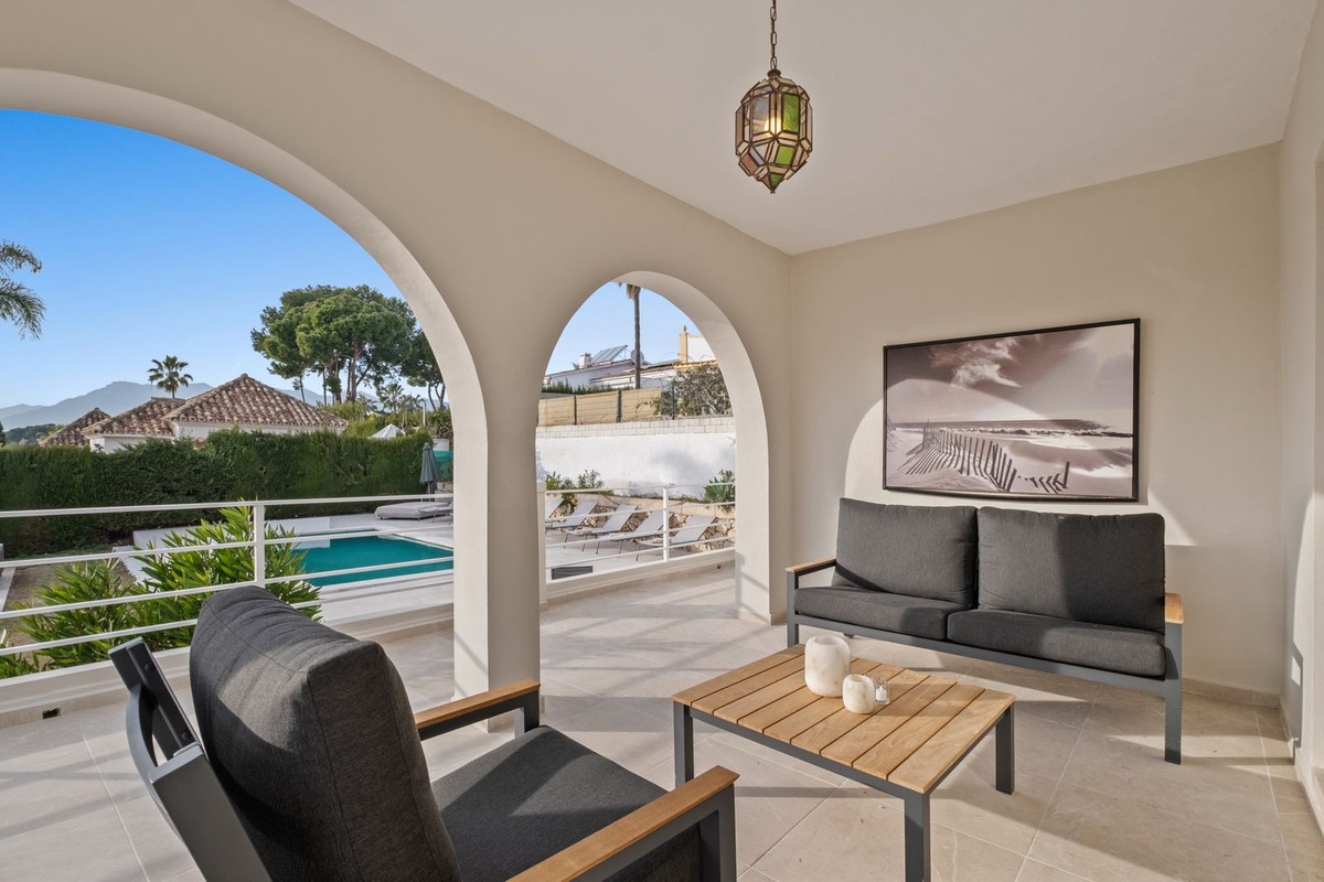 4 Bed Townhouse for sale in Elviria Costa Del Sol, Málaga, Spain