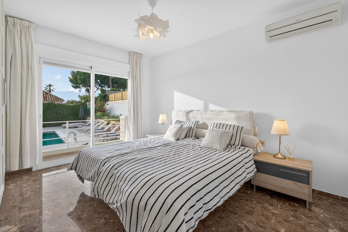 4 Bed Townhouse for sale in Elviria Costa Del Sol, Málaga, Spain