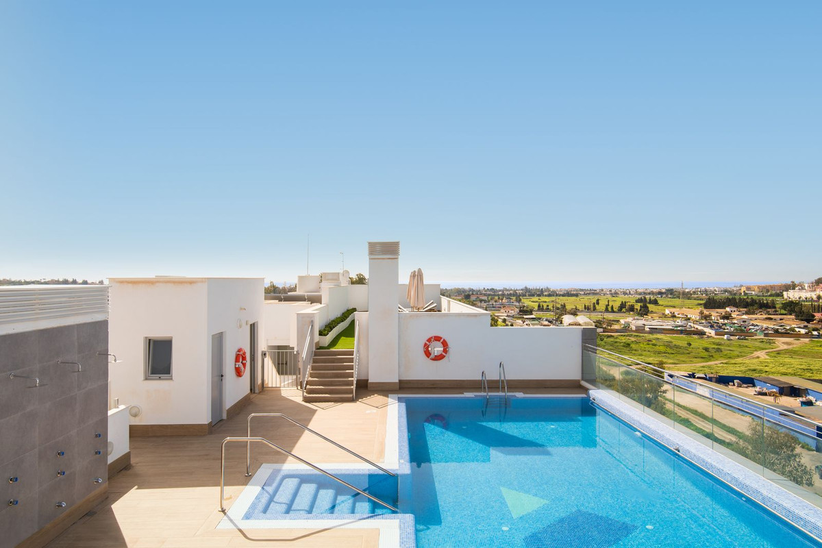 2 Bed Apartment for sale in Nueva Andalucía Costa Del Sol, Málaga, Spain