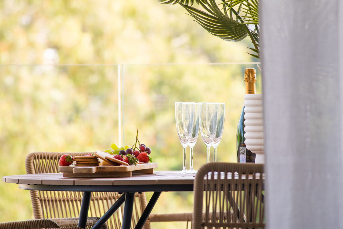 2 Bed Apartment for sale in Nueva Andalucía Costa Del Sol, Málaga, Spain