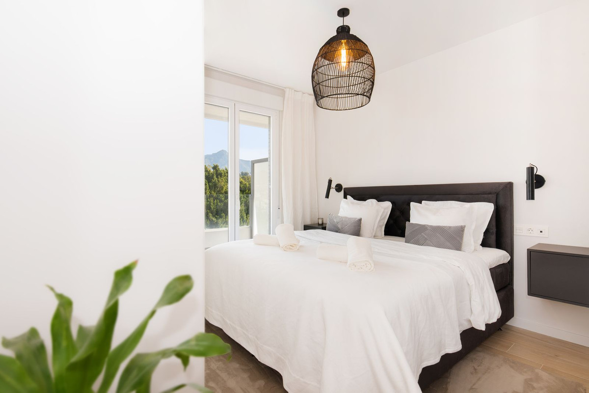 2 Bed Apartment for sale in Nueva Andalucía Costa Del Sol, Málaga, Spain