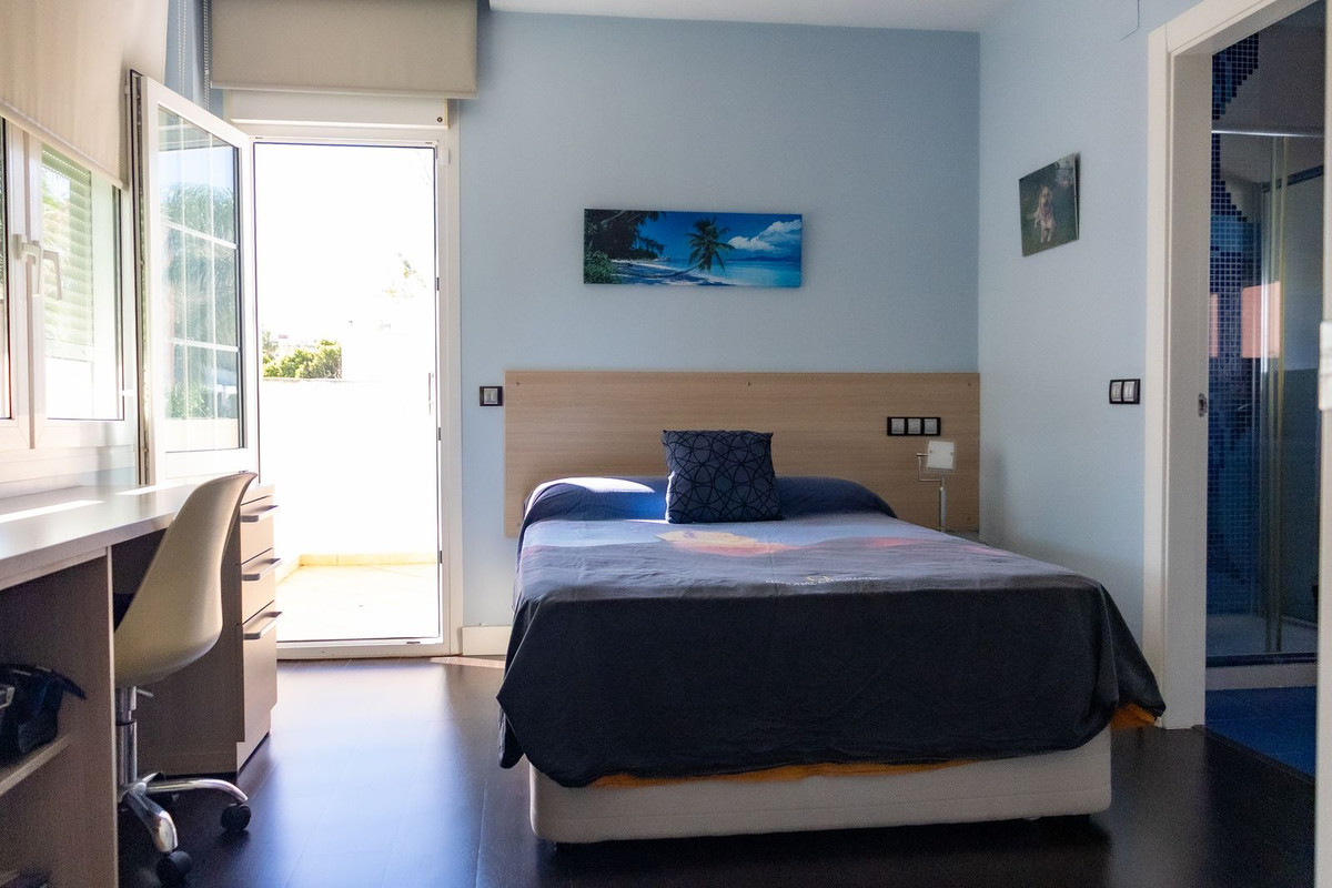 6 Bed Townhouse for sale in Playamar Costa Del Sol, Málaga, Spain