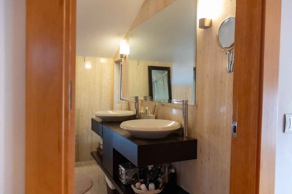 6 Bed Townhouse for sale in Playamar Costa Del Sol, Málaga, Spain