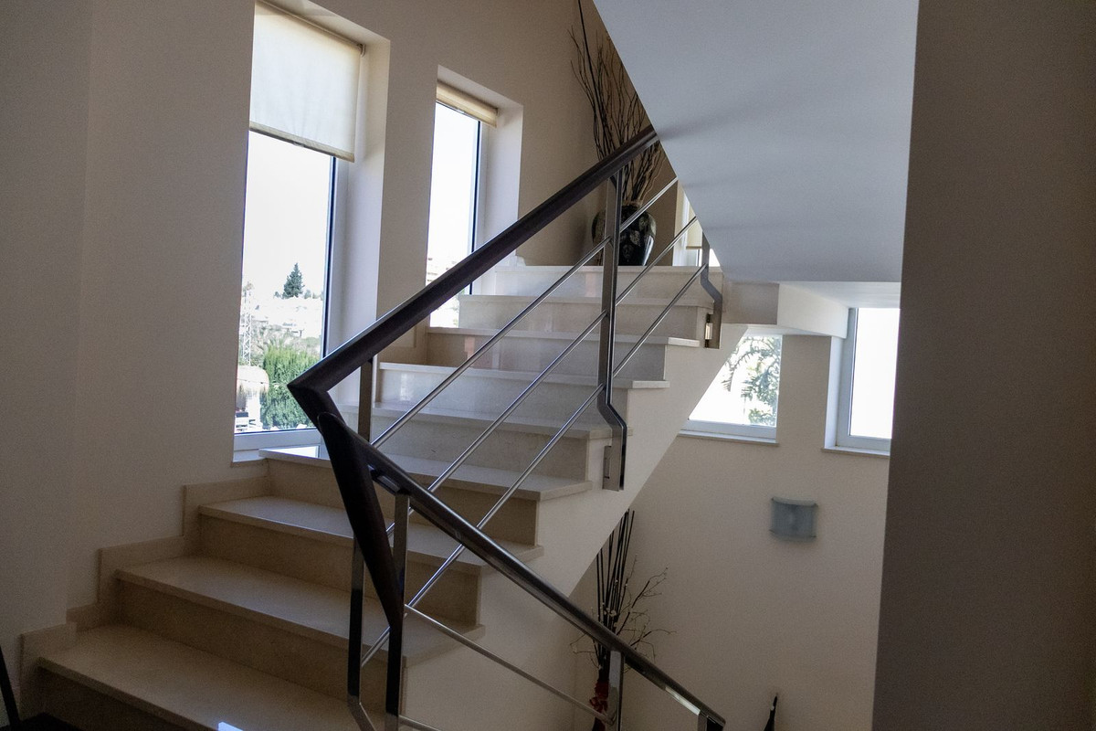 6 Bed Townhouse for sale in Playamar Costa Del Sol, Málaga, Spain