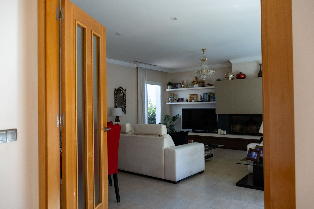 6 Bed Townhouse for sale in Playamar Costa Del Sol, Málaga, Spain