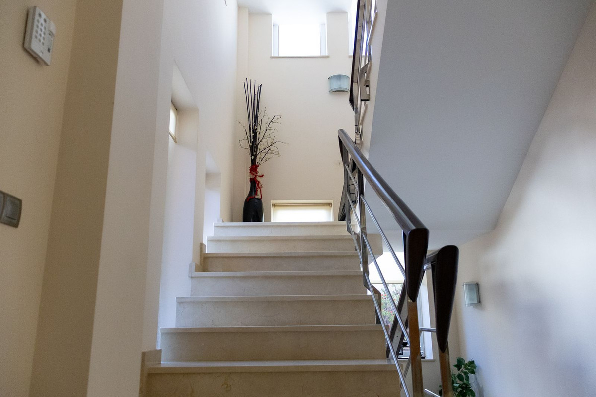 6 Bed Townhouse for sale in Playamar Costa Del Sol, Málaga, Spain