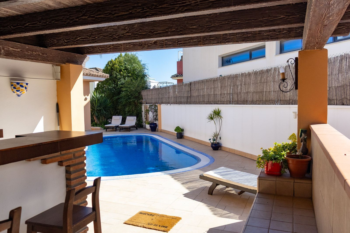 6 Bed Townhouse for sale in Playamar Costa Del Sol, Málaga, Spain
