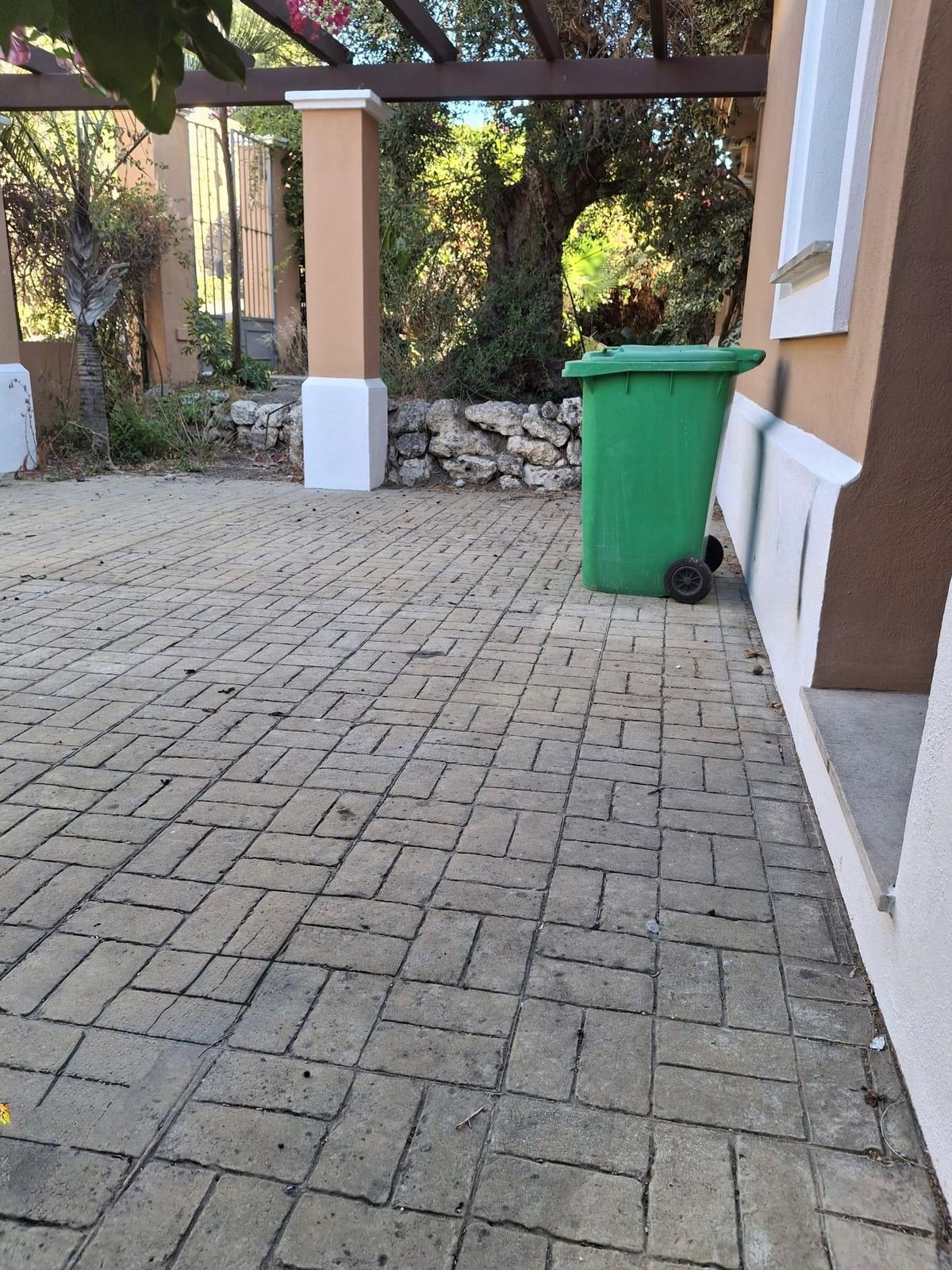 5 Bed Townhouse for sale in Estepona Costa Del Sol, Málaga, Spain