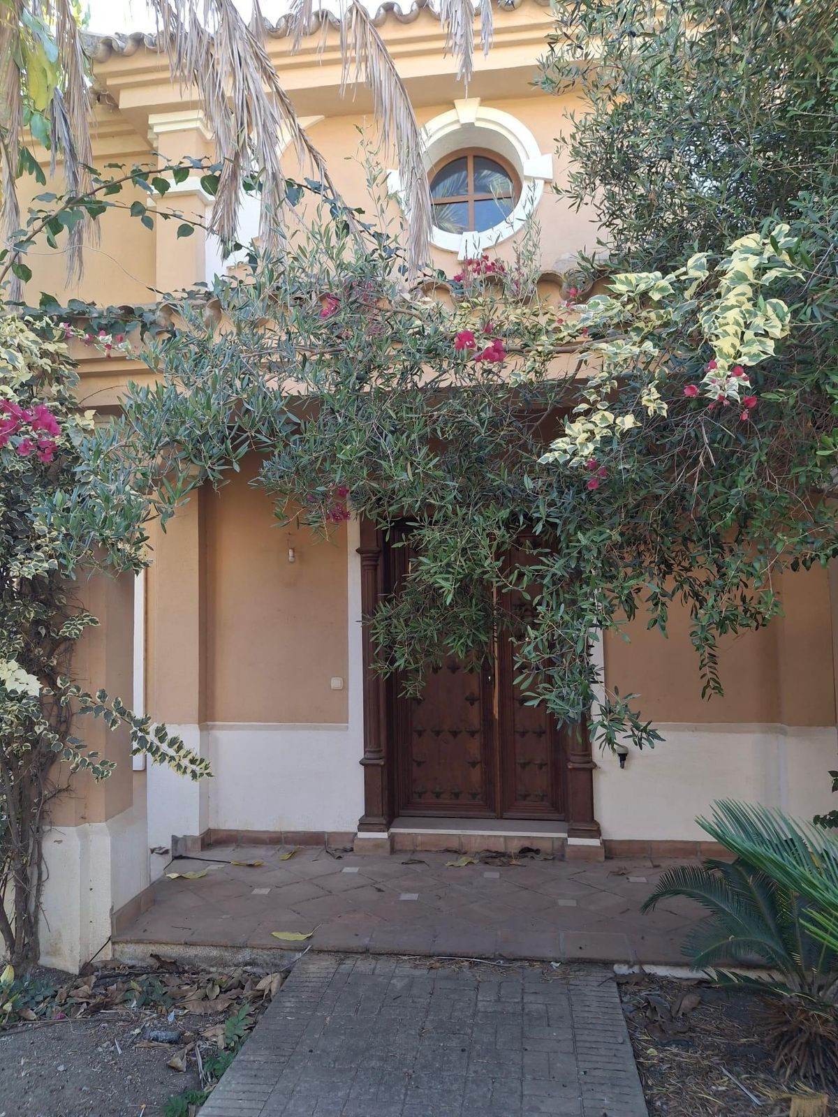 5 Bed Townhouse for sale in Estepona Costa Del Sol, Málaga, Spain