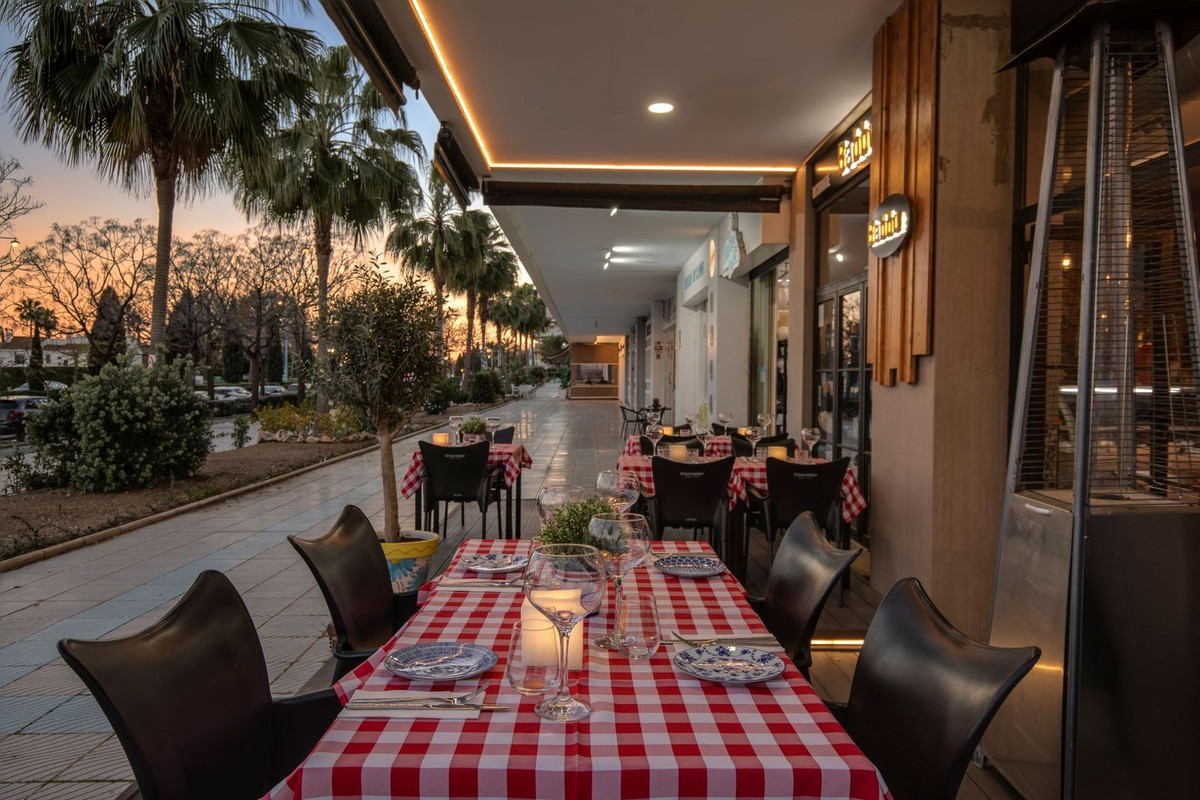 Se vende Restaurante  en Costa Del Sol, Málaga, España