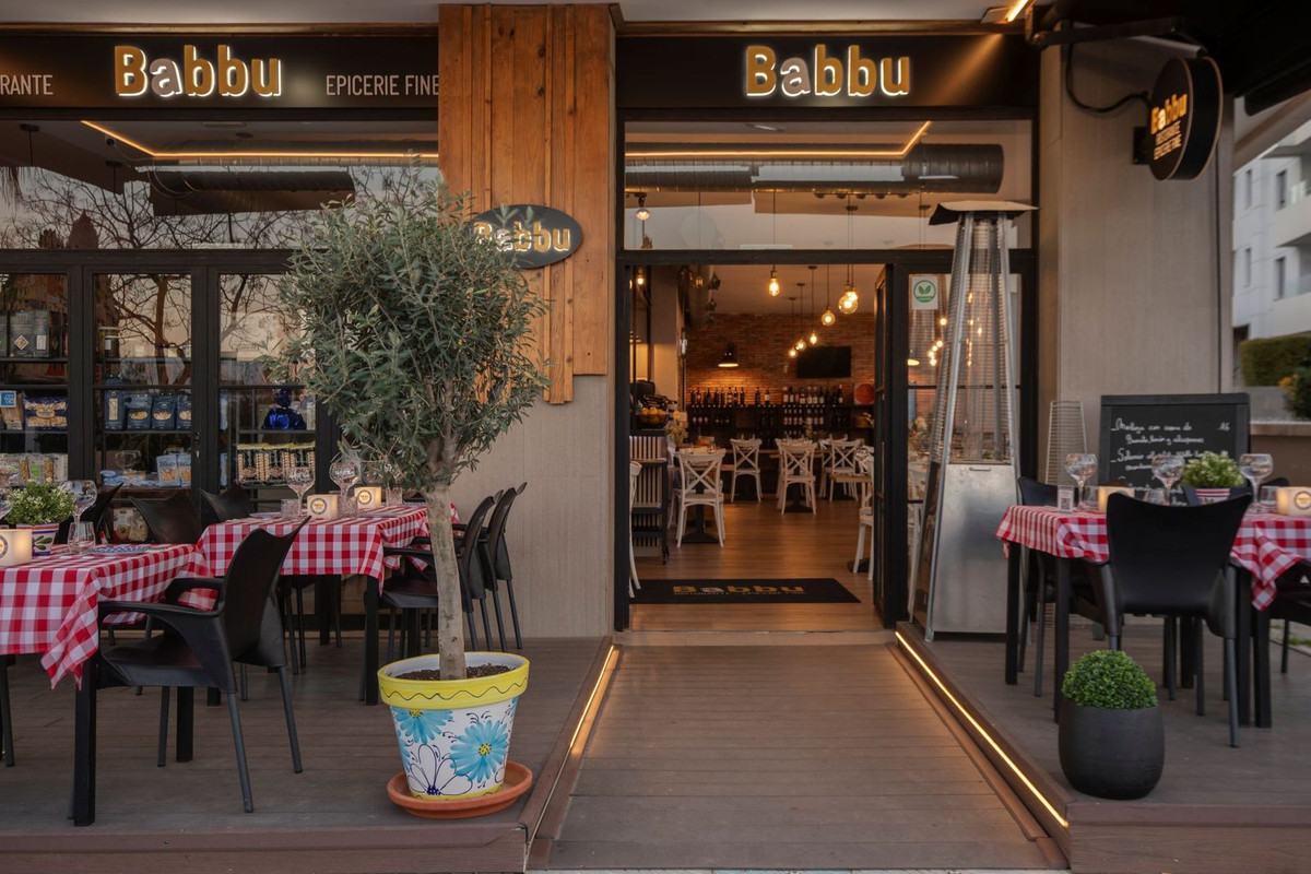 Se vende Restaurante  en Costa Del Sol, Málaga, España