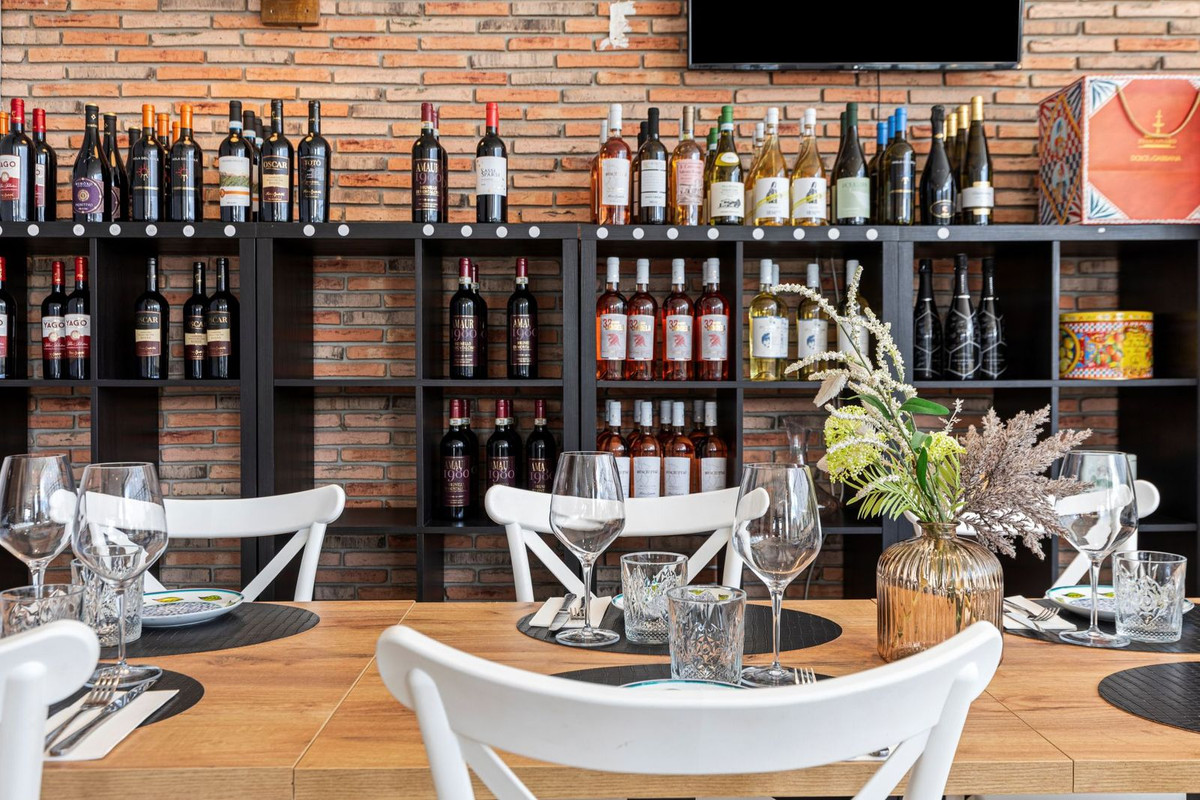 Se vende Restaurante  en Costa Del Sol, Málaga, España