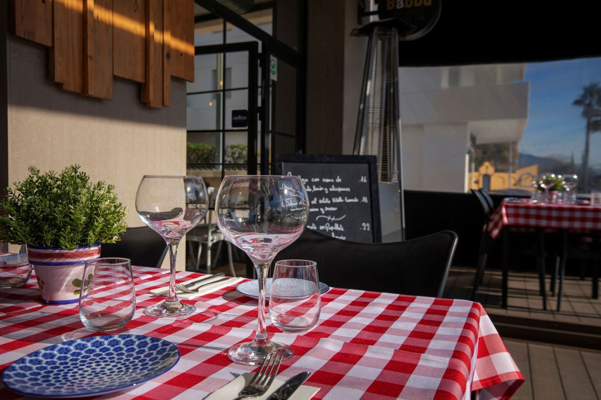 Se vende Restaurante  en Costa Del Sol, Málaga, España