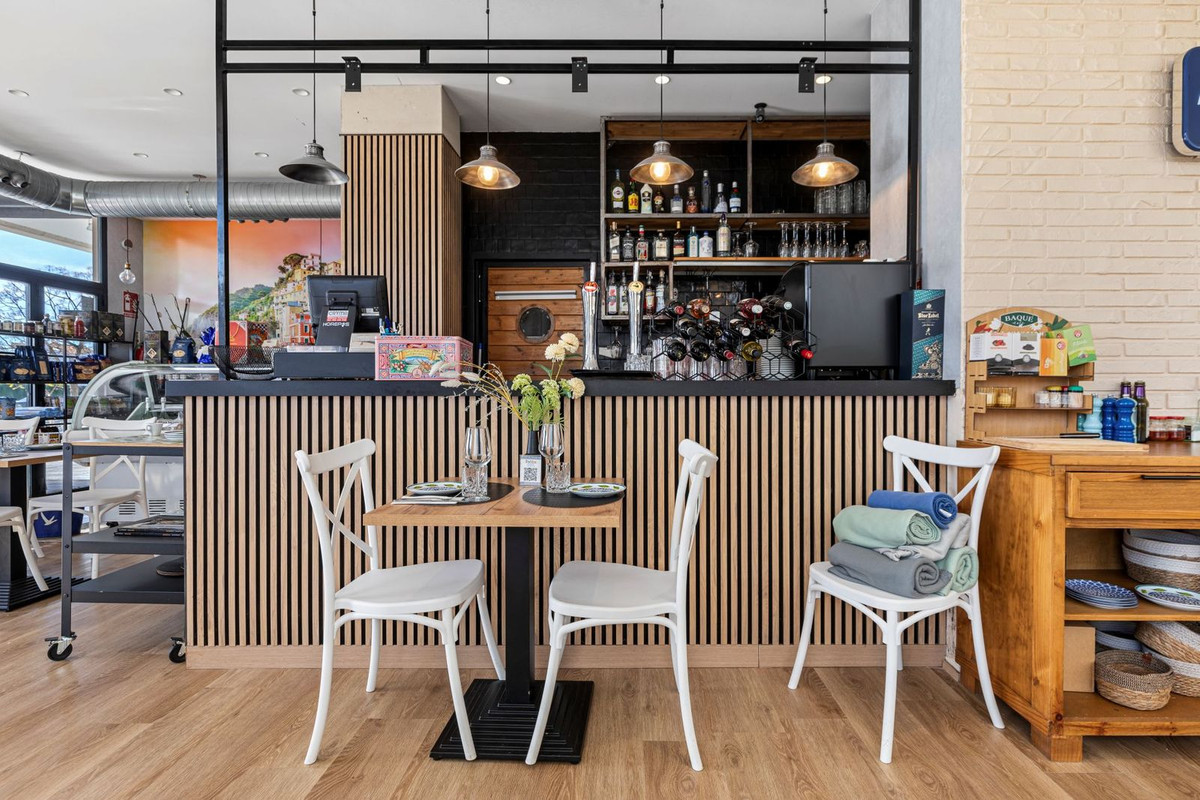 Se vende Restaurante  en Costa Del Sol, Málaga, España