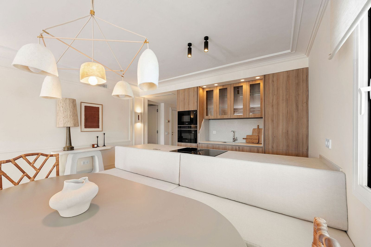 3 Bed Apartment for sale in Nueva Andalucía Costa Del Sol, Málaga, Spain