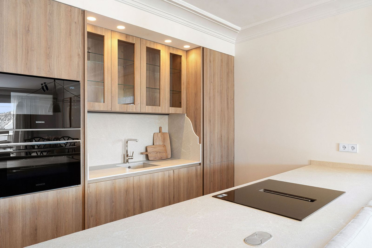 3 Bed Apartment for sale in Nueva Andalucía Costa Del Sol, Málaga, Spain