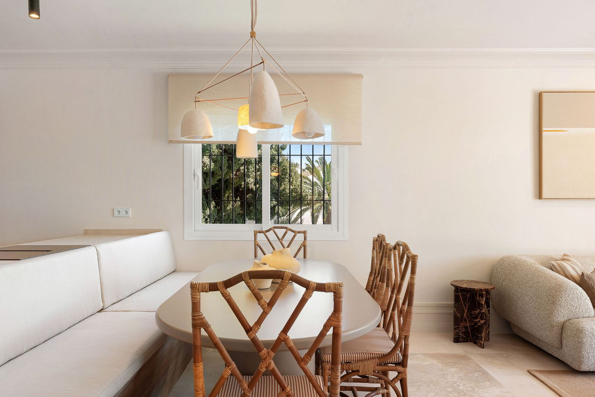 3 Bed Apartment for sale in Nueva Andalucía Costa Del Sol, Málaga, Spain