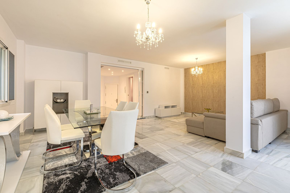 3 Bed Townhouse for sale in Nueva Andalucía Costa Del Sol, Málaga, Spain