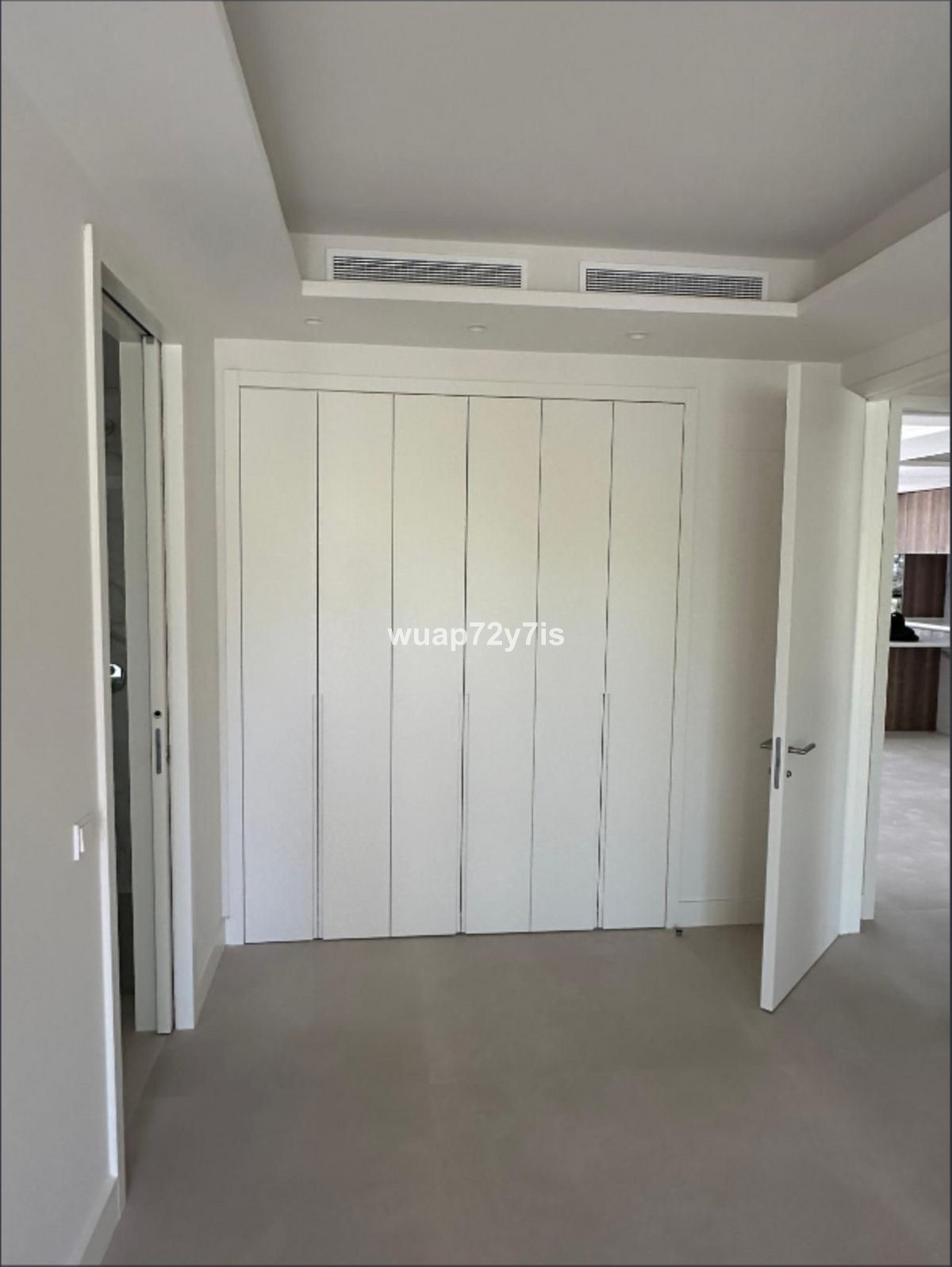 2 Bed Apartment for sale in The Golden Mile Costa Del Sol, Málaga, Spain