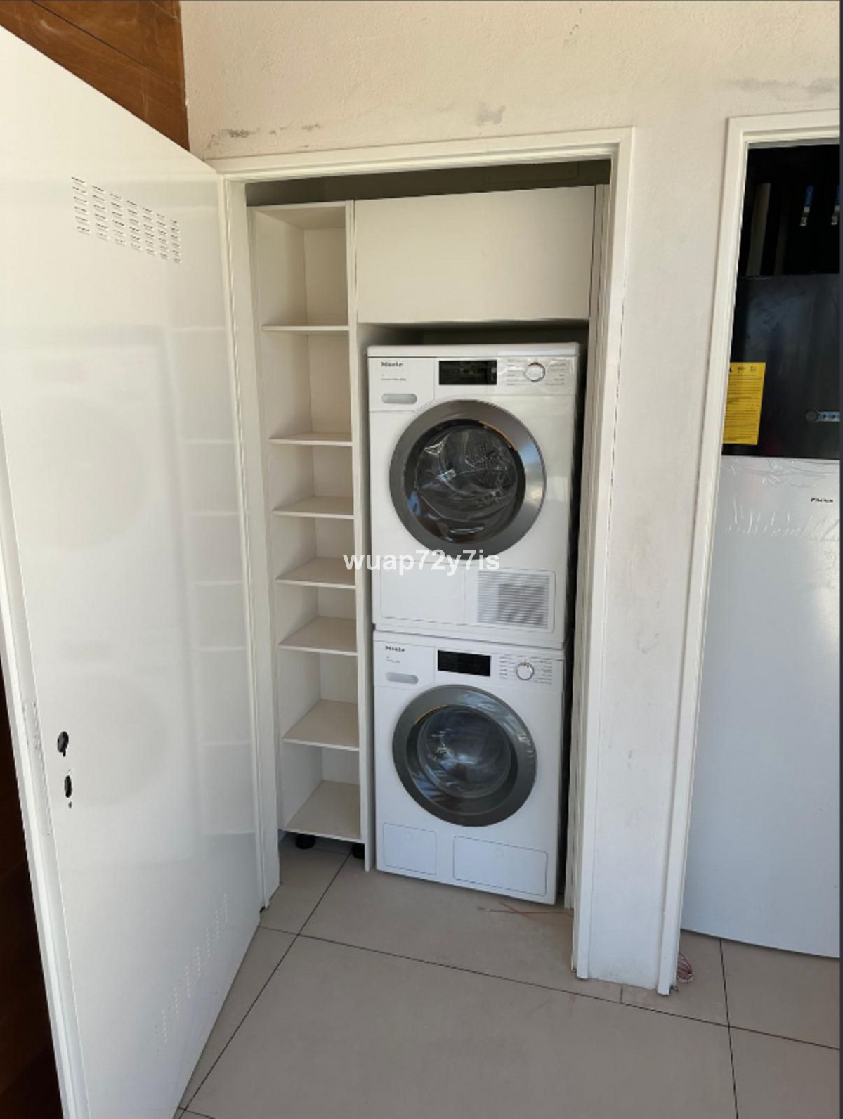 2 Bed Apartment for sale in The Golden Mile Costa Del Sol, Málaga, Spain