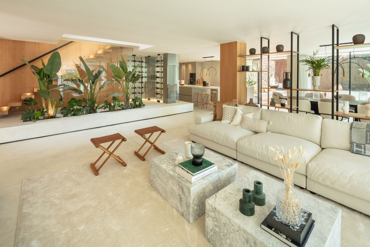 Se vende Villa - Chalet de 4 dormitorios en Costa Del Sol, Málaga, España