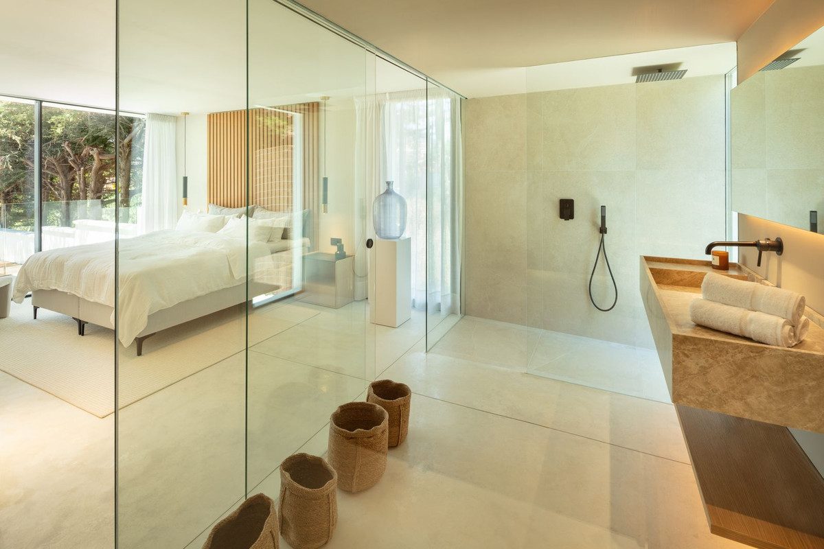 Se vende Villa - Chalet de 4 dormitorios en Costa Del Sol, Málaga, España