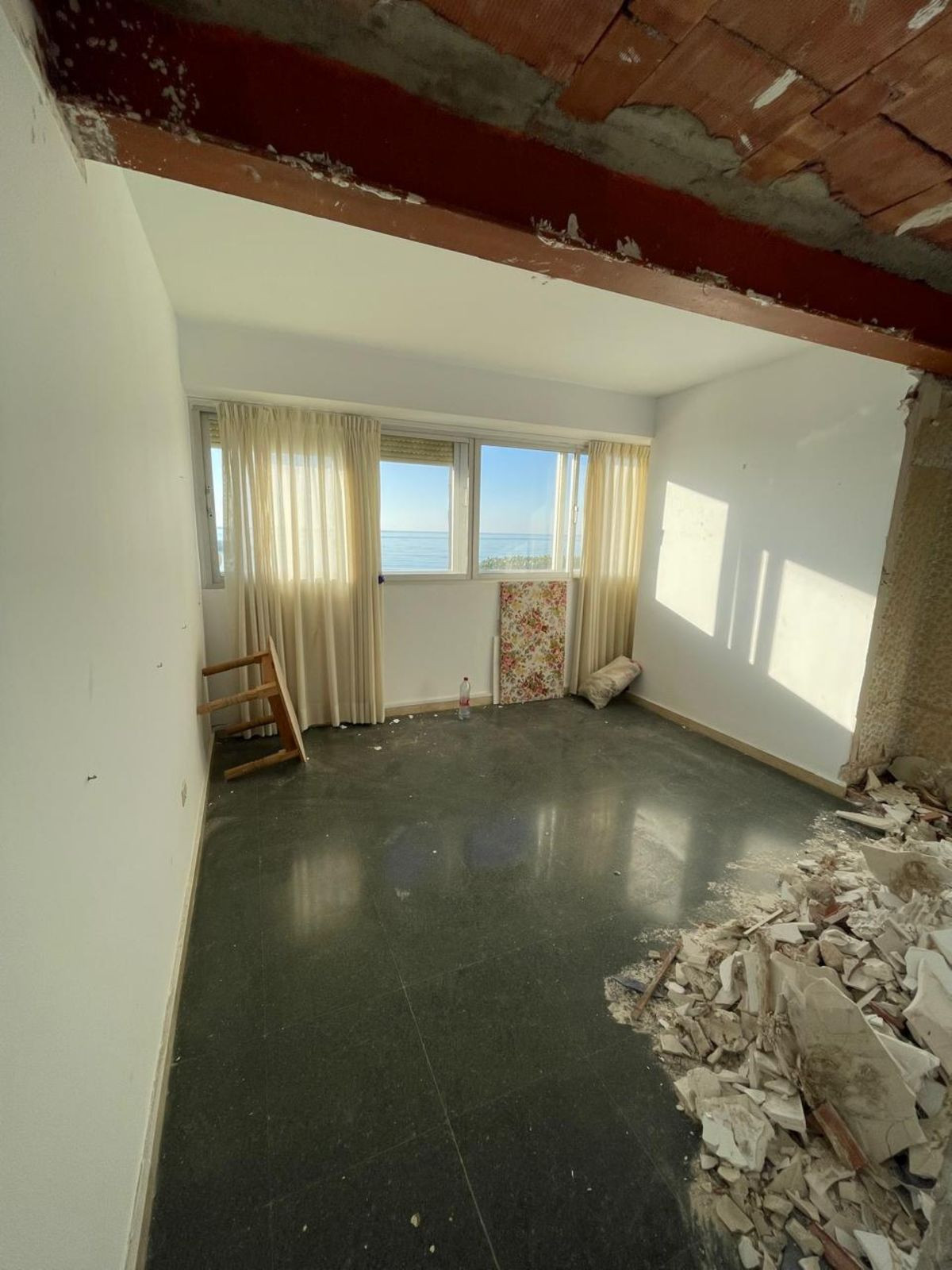 5 Bed Apartment for sale in Marbella Costa Del Sol, Málaga, Spain