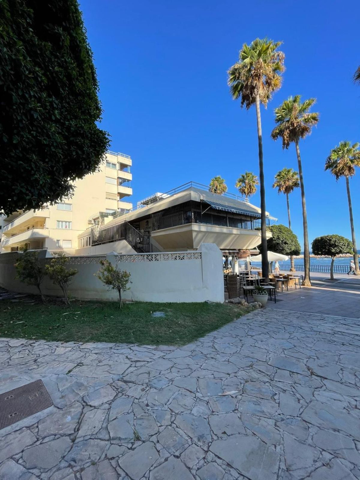 5 Bed Apartment for sale in Marbella Costa Del Sol, Málaga, Spain