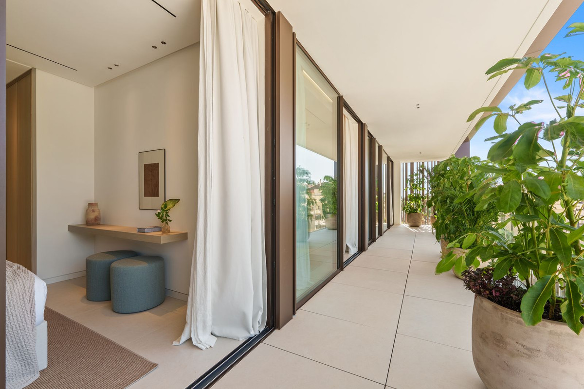 Se vende Villa - Chalet de 5 dormitorios en Costa Del Sol, Málaga, España