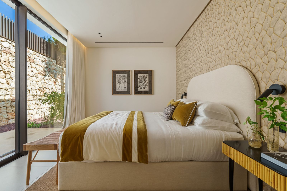 Se vende Villa - Chalet de 5 dormitorios en Costa Del Sol, Málaga, España