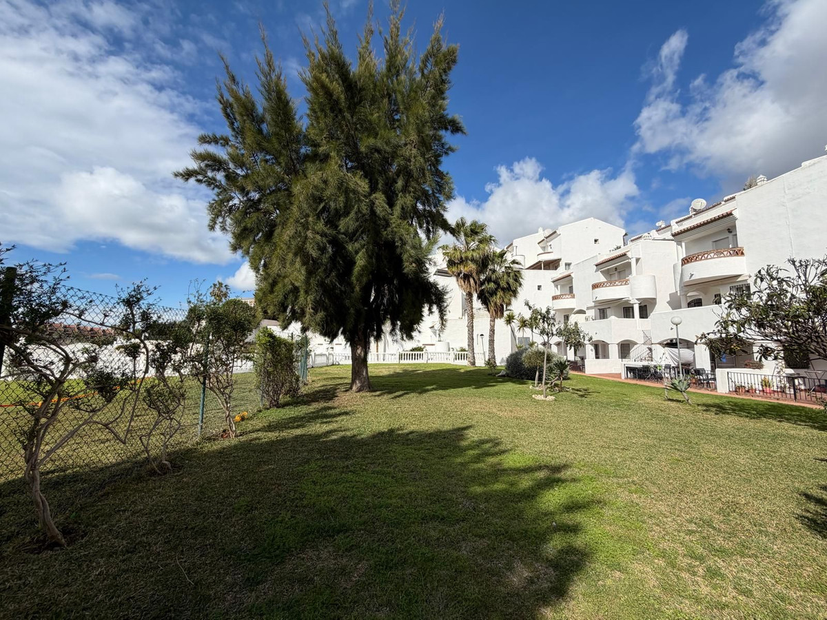 2 Bed Apartment for sale in Benalmadena Costa Del Sol, Málaga, Spain