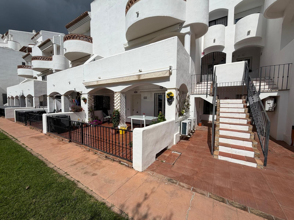 2 Bed Apartment for sale in Benalmadena Costa Del Sol, Málaga, Spain