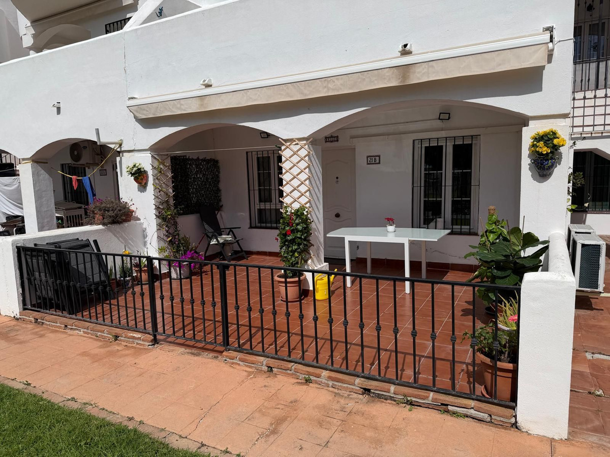 2 Bed Apartment for sale in Benalmadena Costa Del Sol, Málaga, Spain