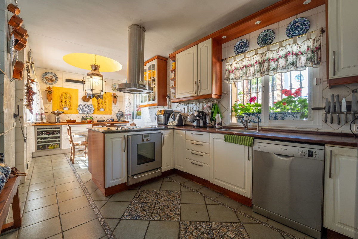 4 Bed Townhouse for sale in Torremuelle Costa Del Sol, Málaga, Spain