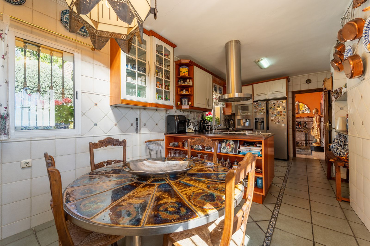 4 Bed Townhouse for sale in Torremuelle Costa Del Sol, Málaga, Spain