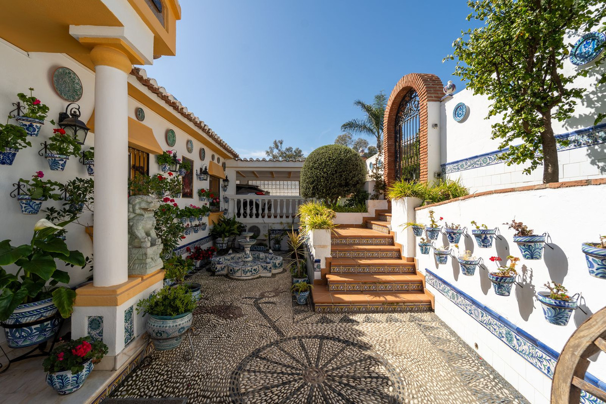 4 Bed Townhouse for sale in Torremuelle Costa Del Sol, Málaga, Spain