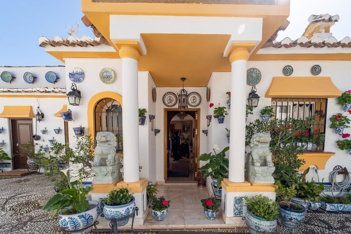 4 Bed Townhouse for sale in Torremuelle Costa Del Sol, Málaga, Spain