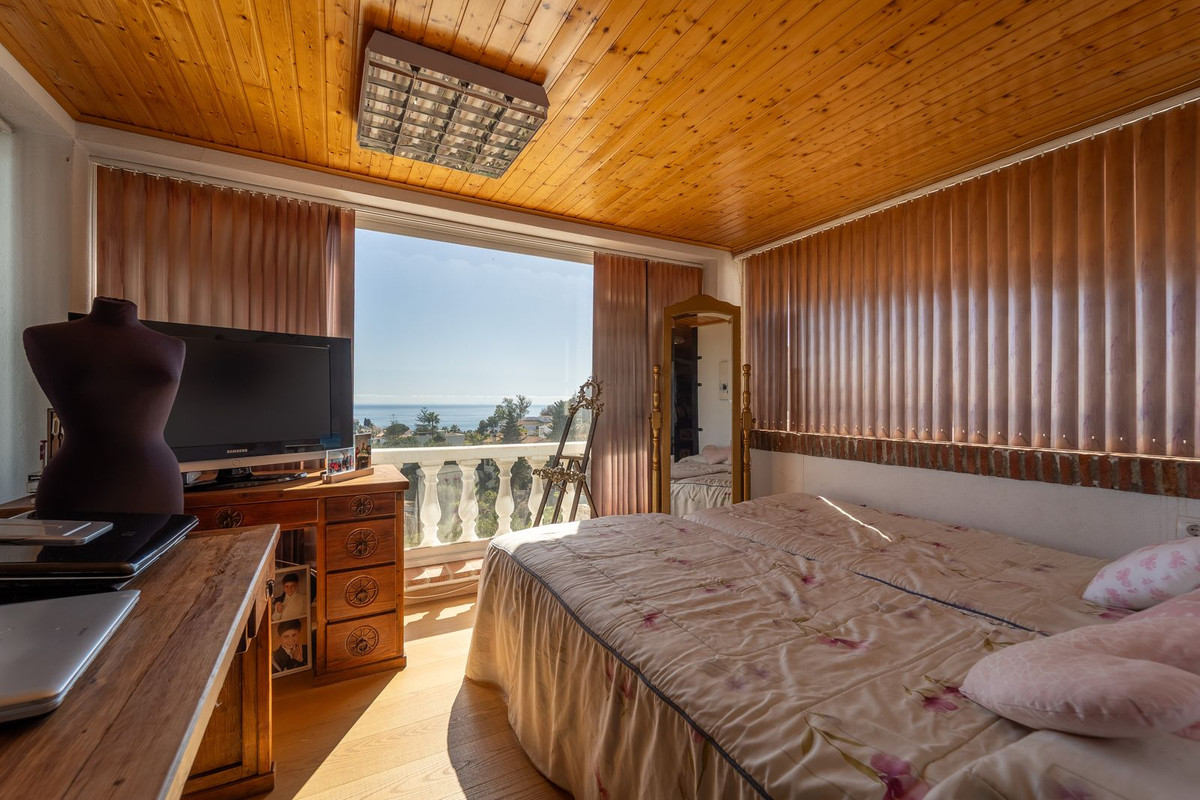 4 Bed Townhouse for sale in Torremuelle Costa Del Sol, Málaga, Spain