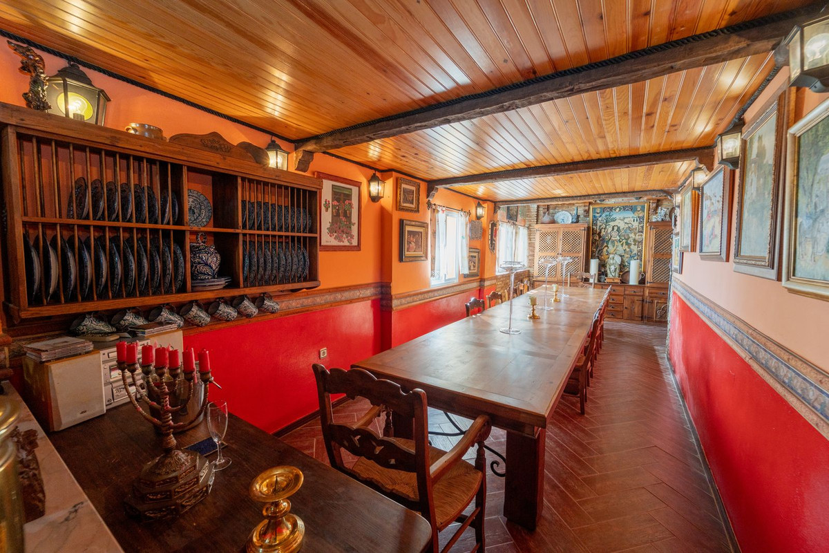 4 Bed Townhouse for sale in Torremuelle Costa Del Sol, Málaga, Spain