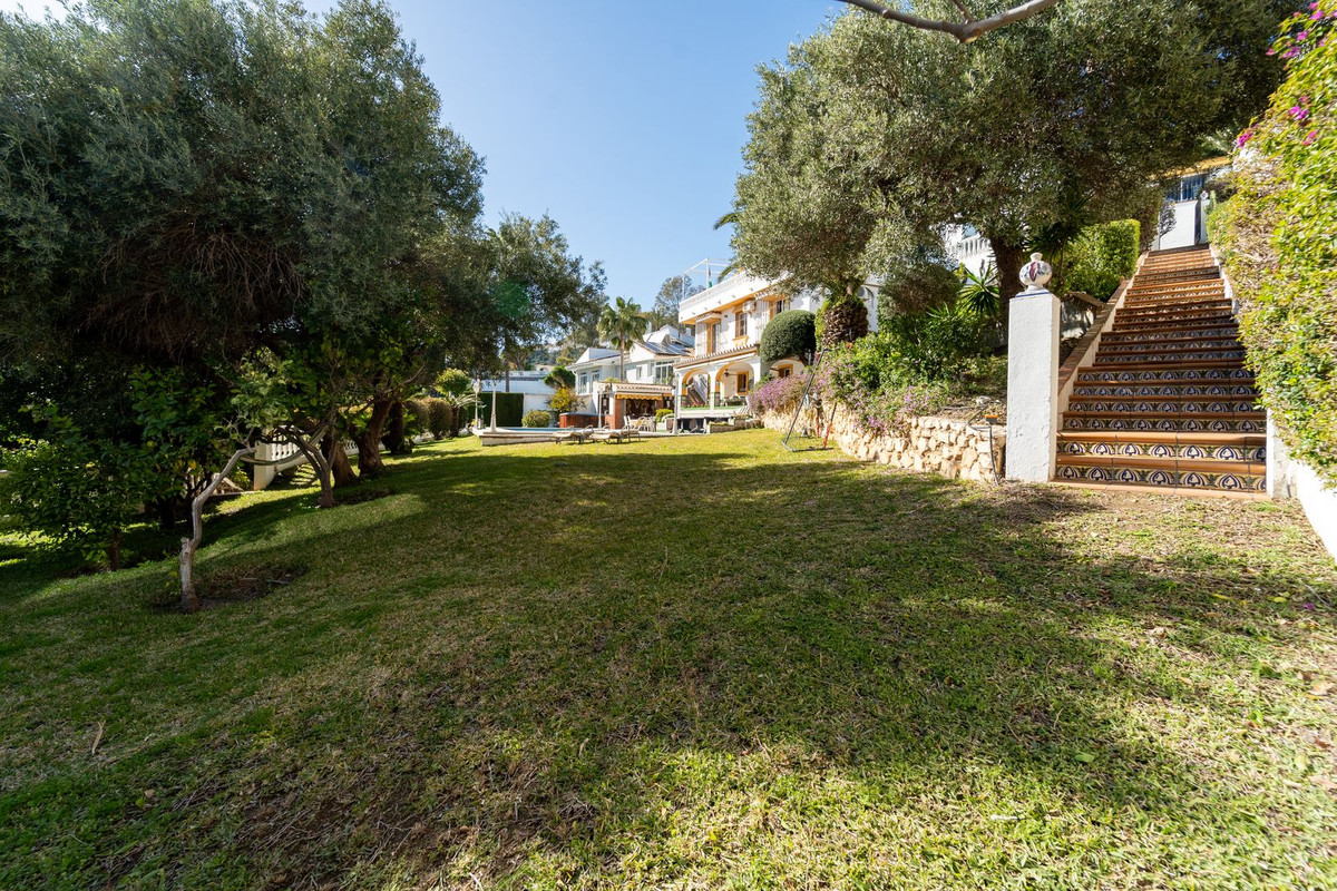 4 Bed Townhouse for sale in Torremuelle Costa Del Sol, Málaga, Spain