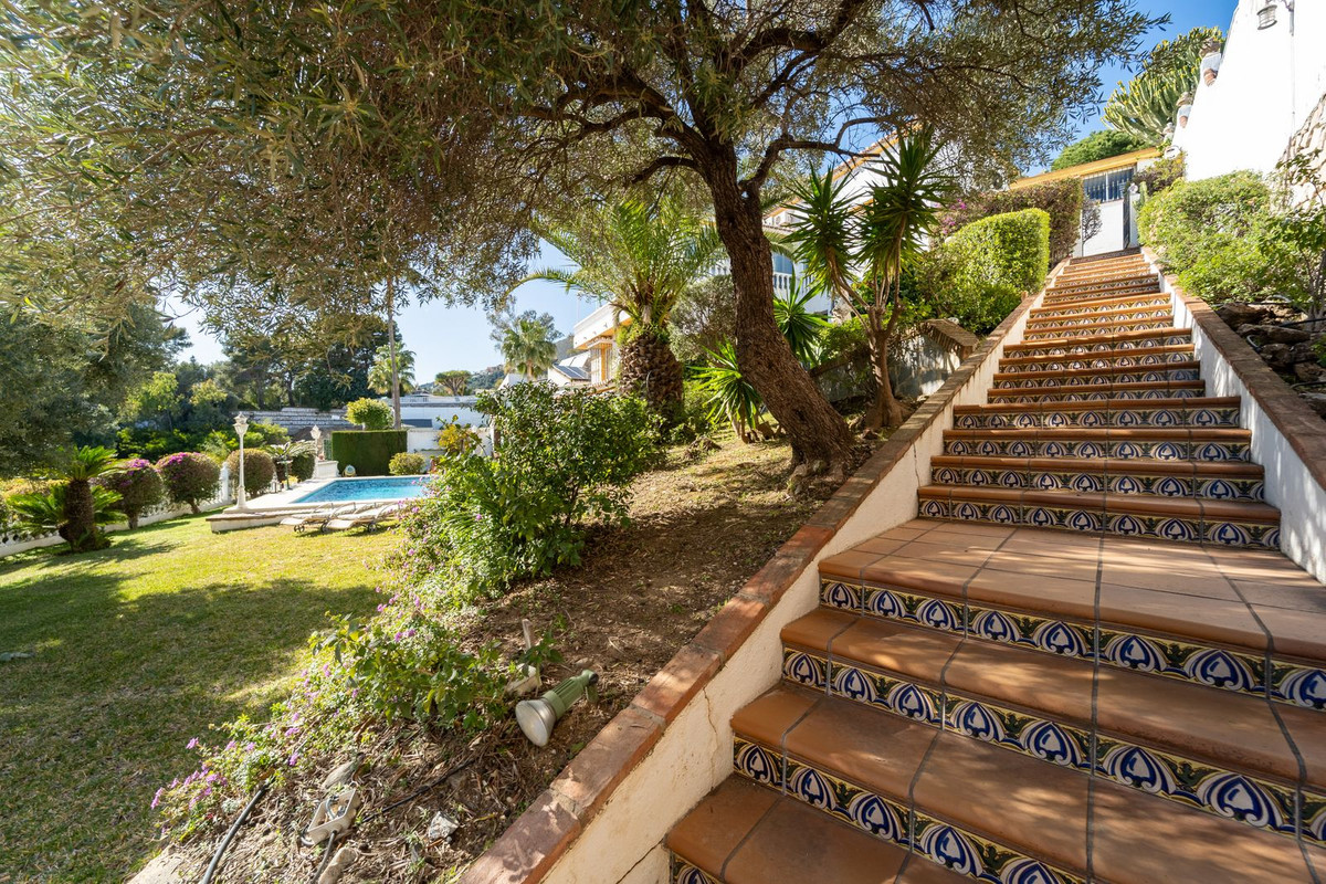 4 Bed Townhouse for sale in Torremuelle Costa Del Sol, Málaga, Spain