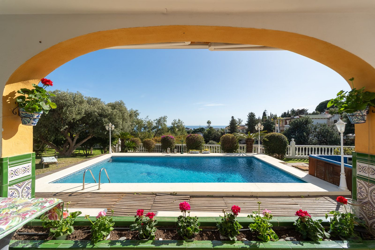 4 Bed Townhouse for sale in Torremuelle Costa Del Sol, Málaga, Spain